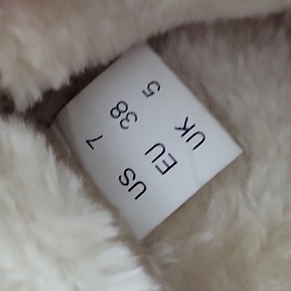 Red and black checkered outdoor  slippers - Picture 4 of 5